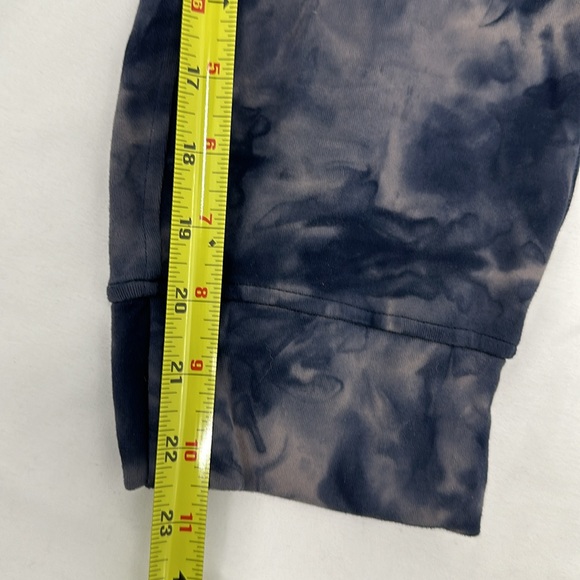 Lululemon Ready to Rulu Jogger Crop. Size 6 - Picture 5 of 11